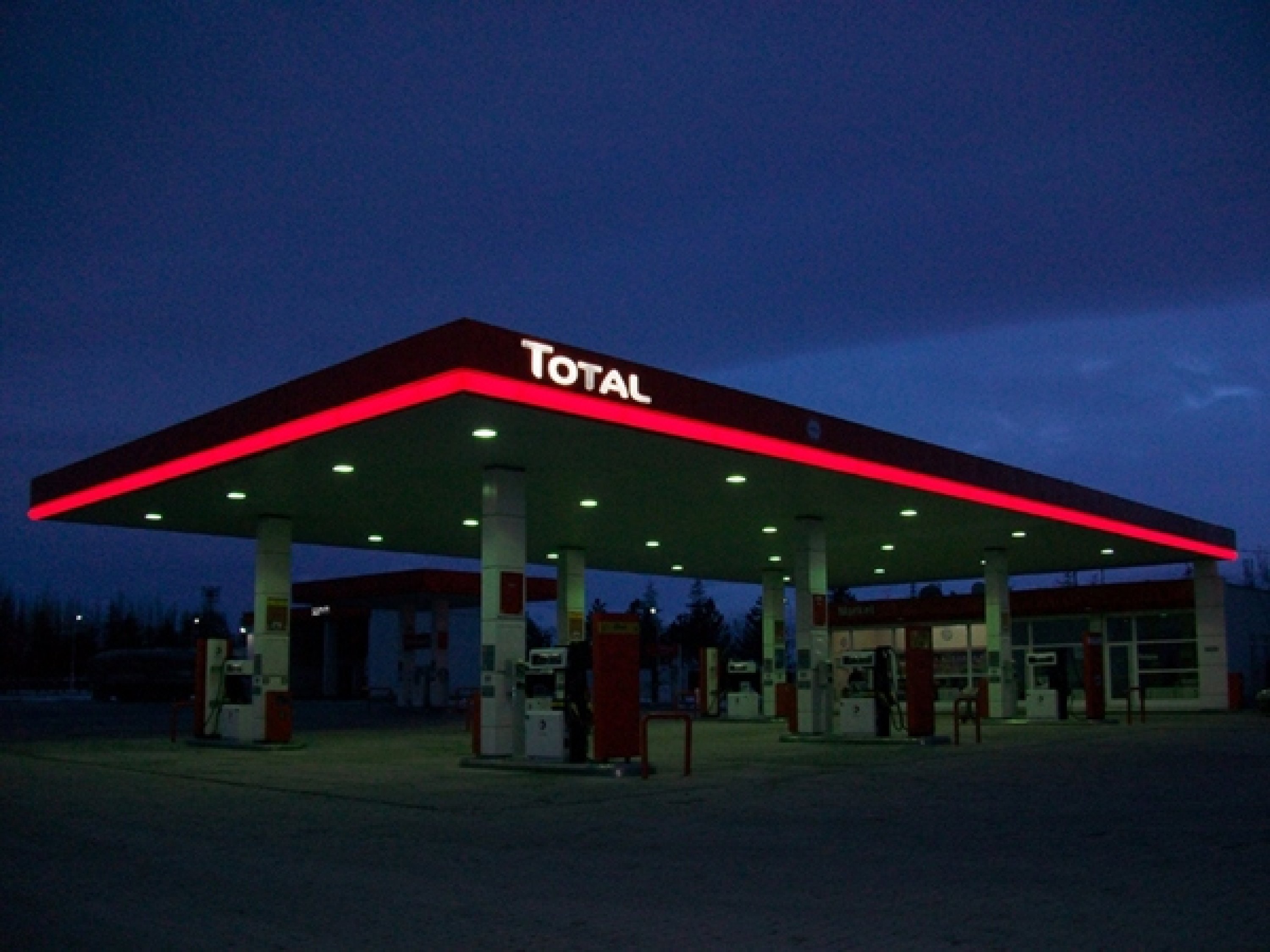 PETROL İSTASYONU KANOPİ YAPIMI